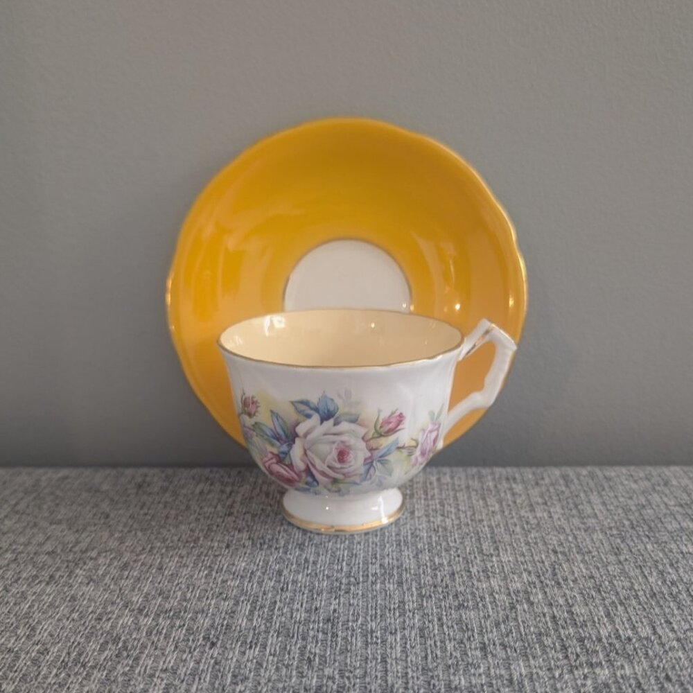 Vintage Aynsley #2601 Yellow/White Rose Cup and Saucer Set, NM/EUC